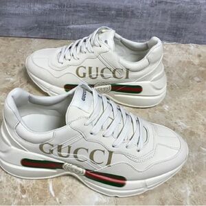Gucci Cream Leather Sneakers with Red-Green Stripe